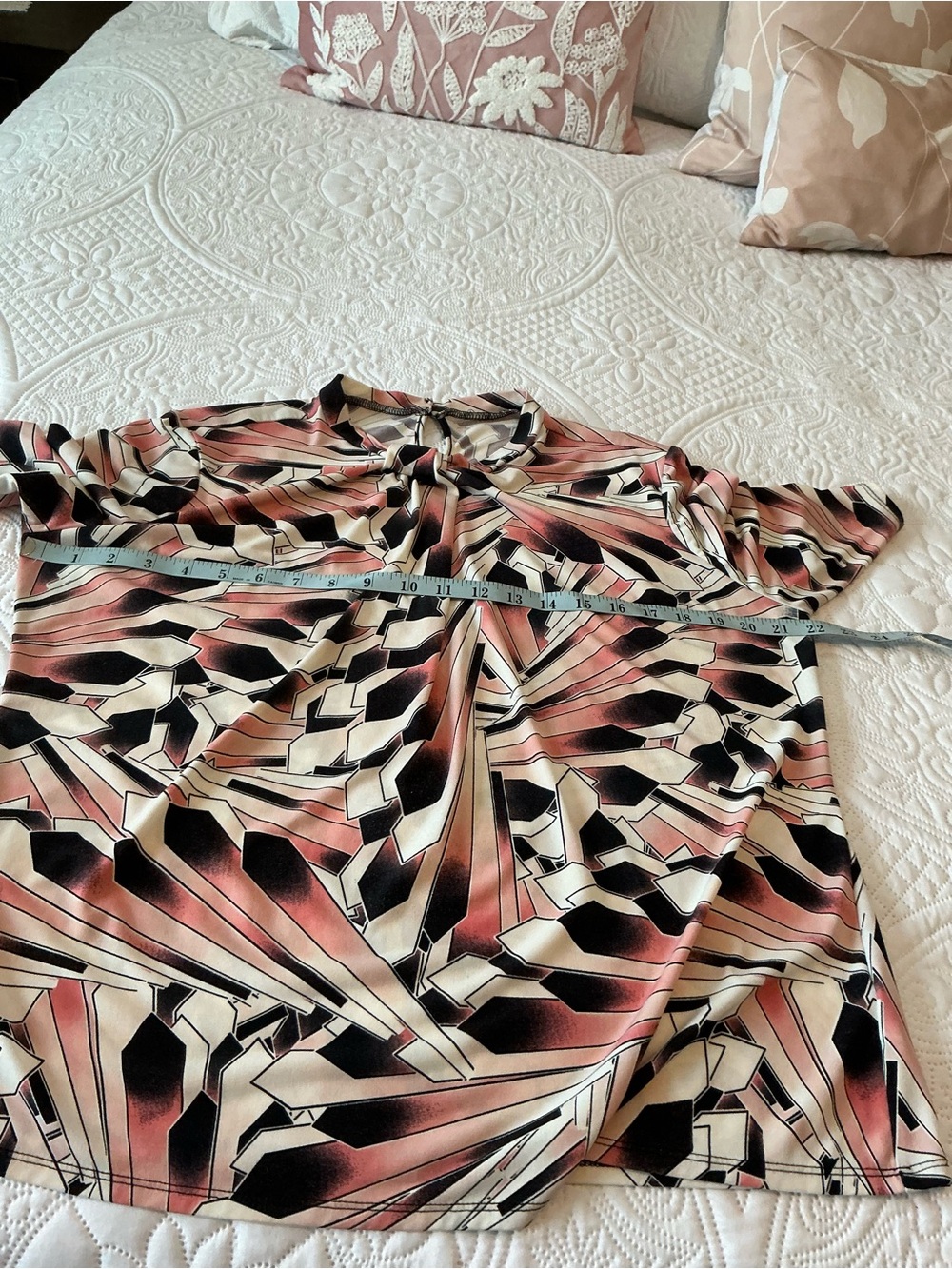 Geometric Tie-Neck Blouse in Pink/Black/Cream - Picture 3 of 5